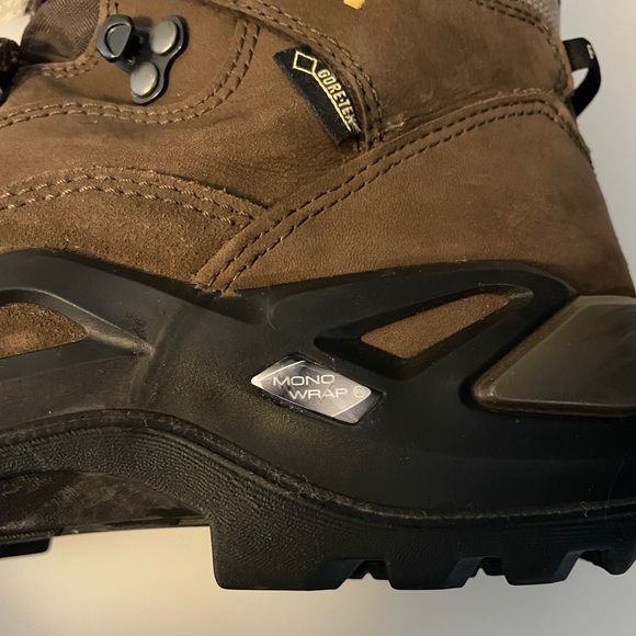 Lowa Renegade GTX Mid Mens Hiking Boots - Picture 8 of 12